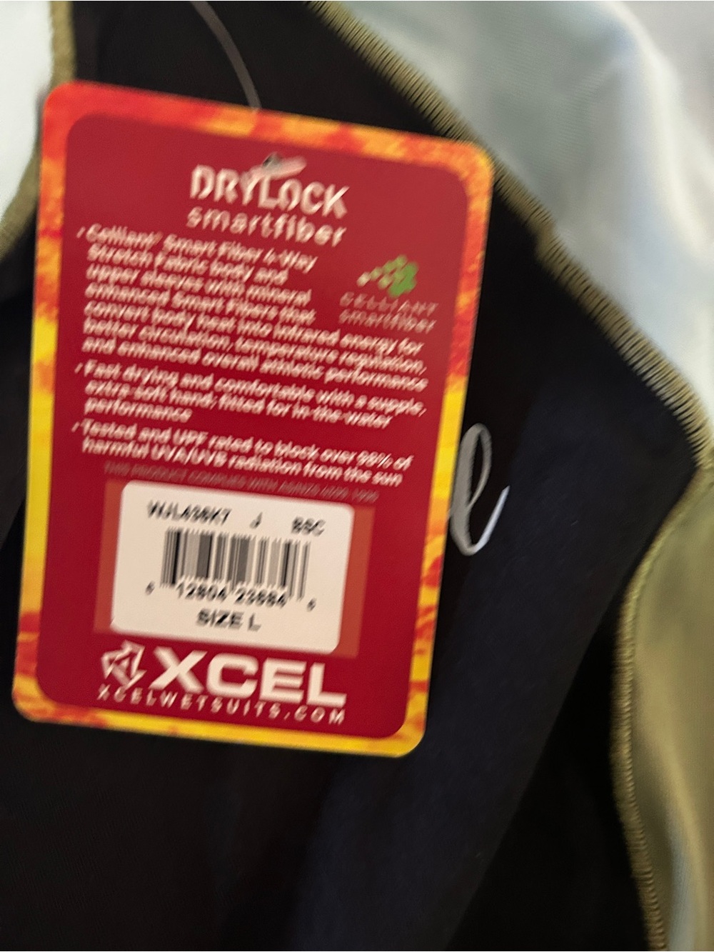 BNWT Xcel Long Sleeve Rash Guard & Boardshorts Set - Black, Olive & Light Blue - Picture 8 of 9